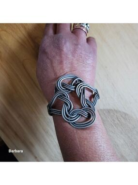 Vintage 70s Silver-tone Metal Celtic Knot Open Cuff Bracelet Uisex